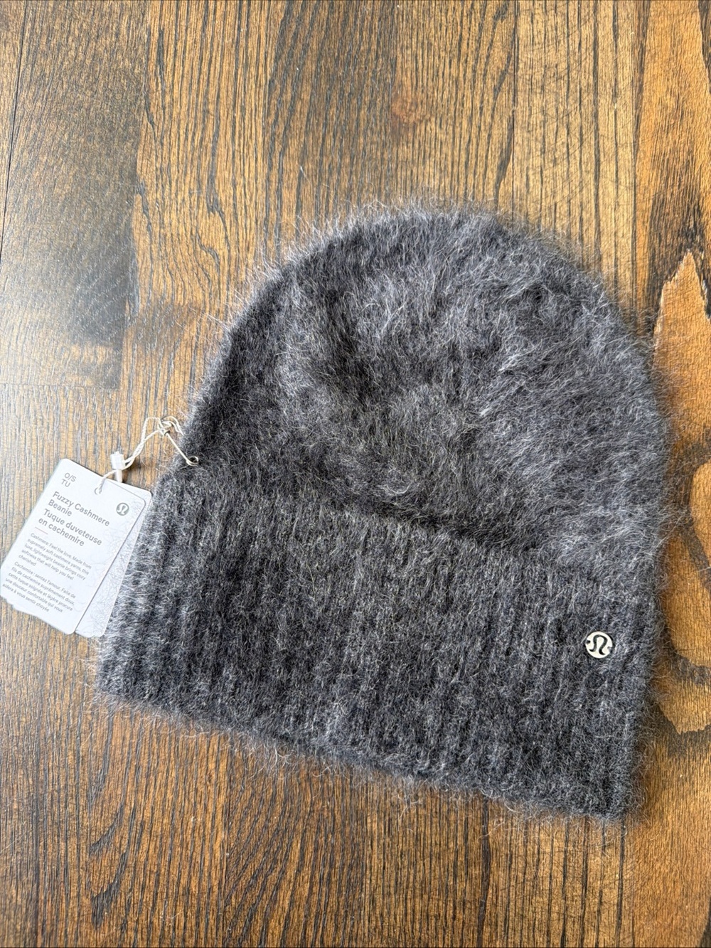 NWT Lululemon Womens Fuzzy 100% Cashmere Beanie HLOX Onyx Gray O/S $78 New